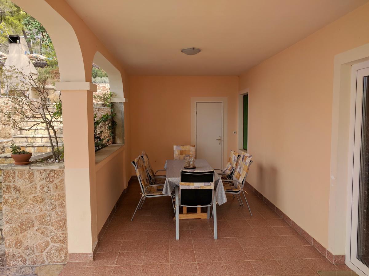 Apartmani Anja Sveta Nedelja  Bagian luar foto