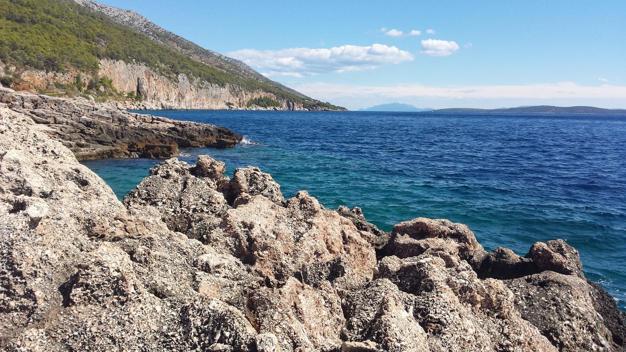 Apartmani Anja Sveta Nedelja  Bagian luar foto